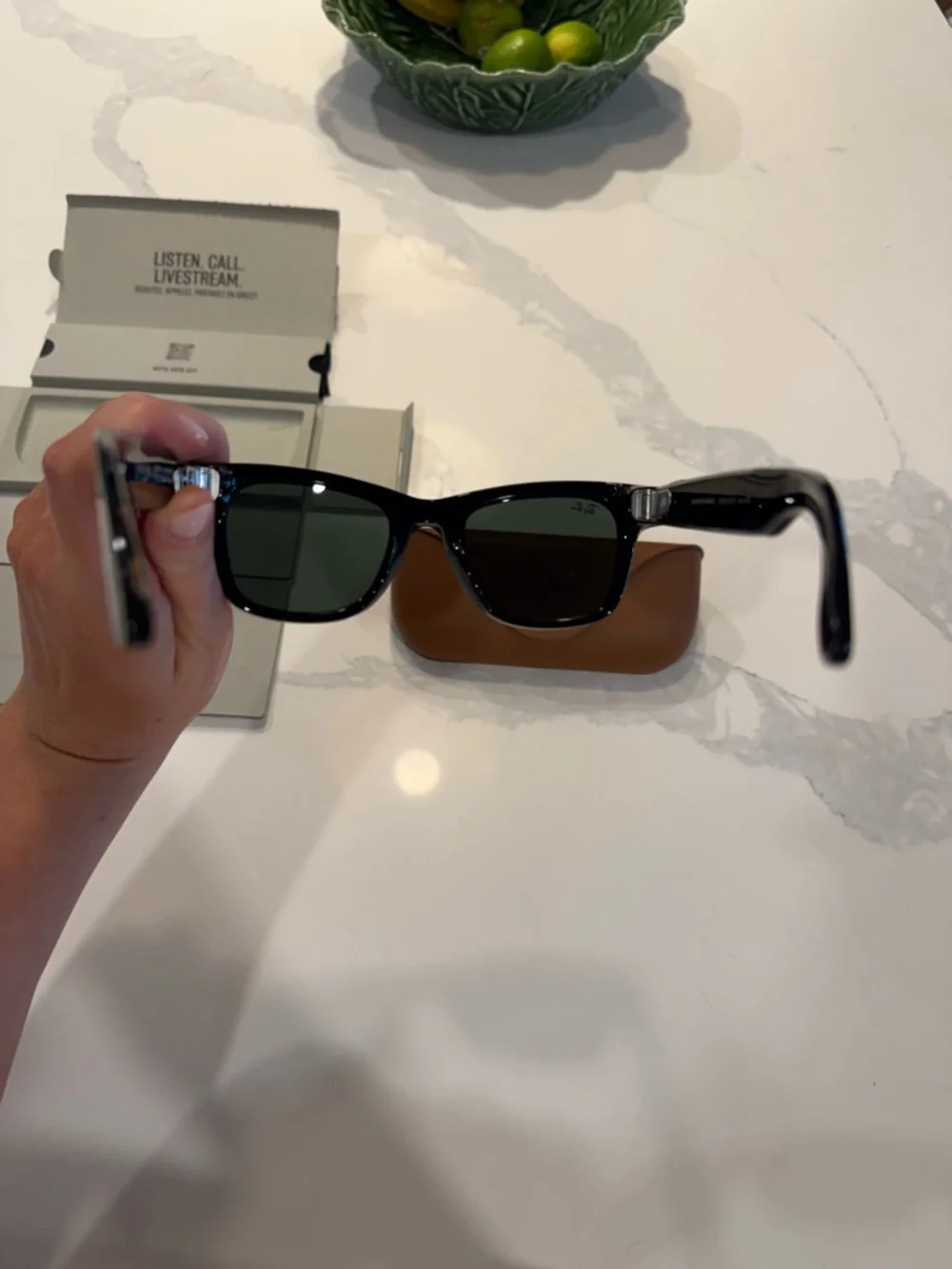 Ray-Ban Black Sunglasses with Brown Case